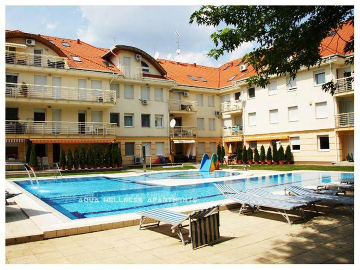 Aqua Wellness Apartments Хайдусобосло Экстерьер фото